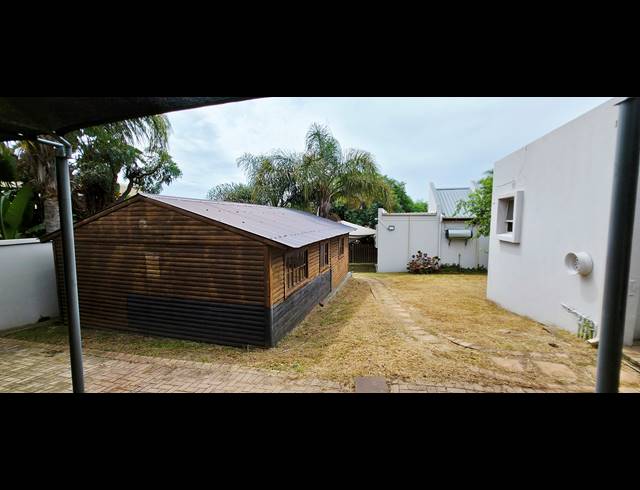 4 BEDROOM FREEHOLD FOR SALE IN REYNO RIDGE